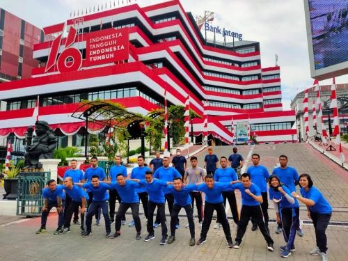 FG 3a 02 - Security Team